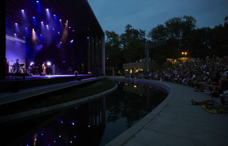 A dancing summer at the Théâtre de Verdure, despite the rain