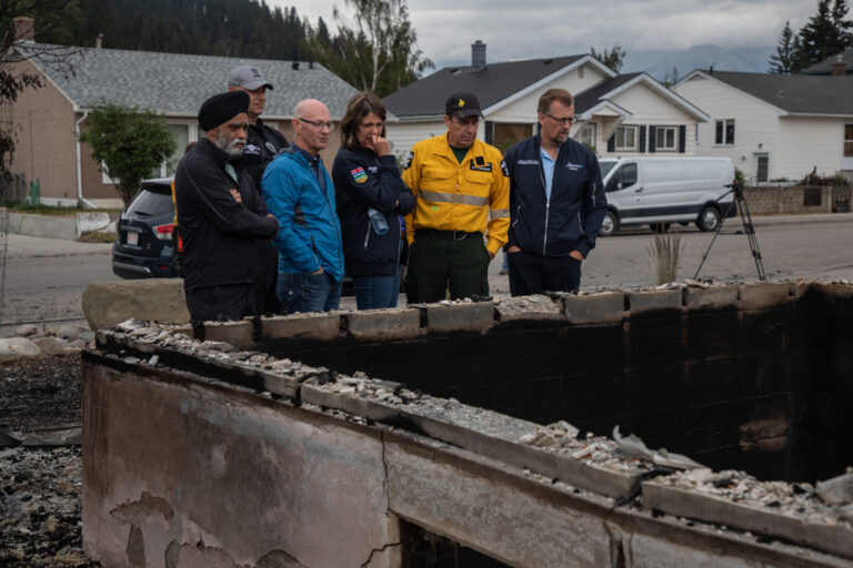 Alberta | Jasper residents to find out Monday when they can return home