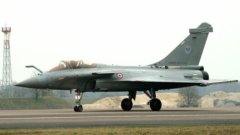 An accident between two Rafales took place in Meurthe-et-Moselle, two pilots still wanted