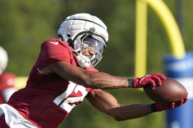 Arizona Cardinals | Wide receiver Zay Jones suspended for 5 games by NFL