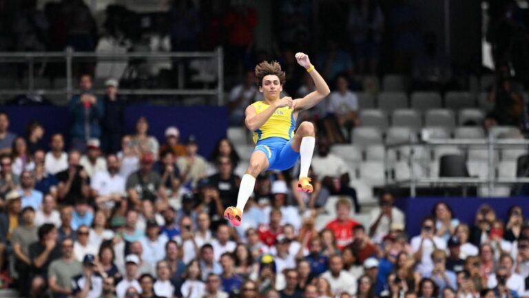 Armand Duplantis dominates the pole vault competition and takes the Olympic record for his second consecutive gold medal at the Games