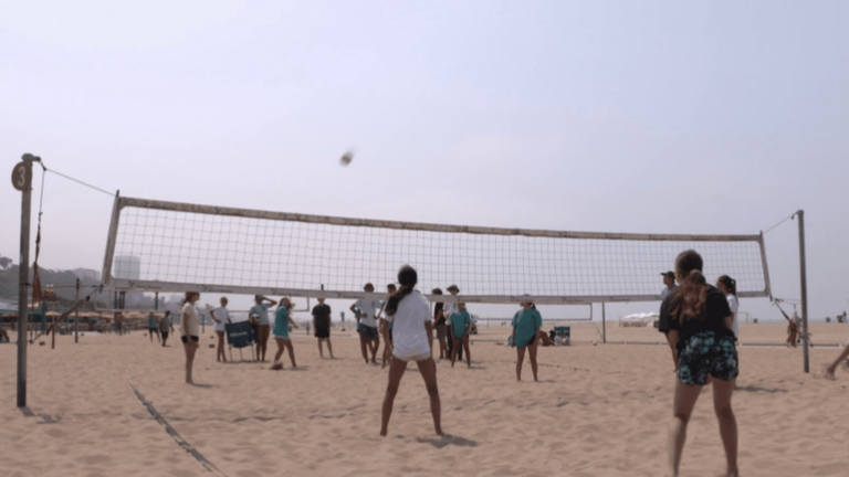 Beach volleyball, from Californian beaches to the Olympic Games