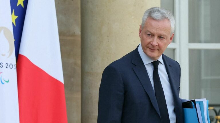 Bruno Le Maire in favor of tax exemption for athletes’ bonuses