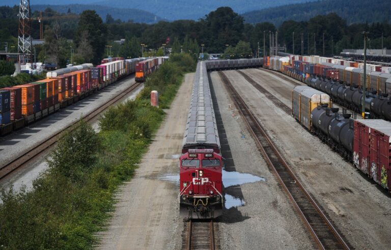 Business coalition calls for immediate action from Ottawa in rail dispute