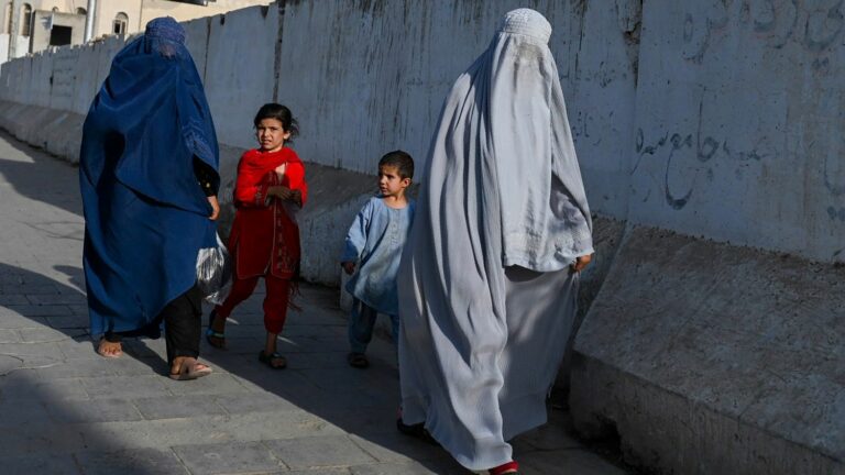 By singing on social media, these women defy the Taliban who forbid them from making their voices heard in public spaces