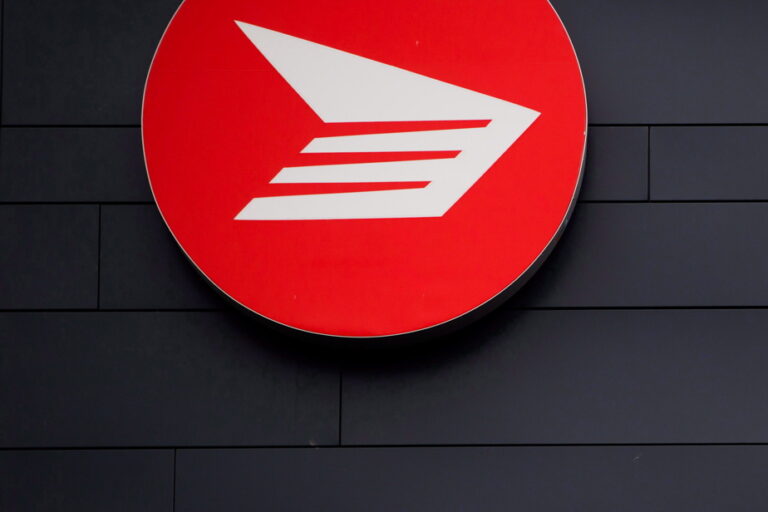 Canada Post Finances | Board Chairman Says Situation ‘Not Sustainable’