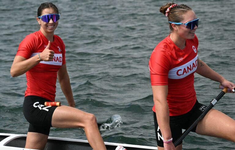 Canadian canoeists Katie Vincent and Sloan MacKenzie win bronze in C2 500m