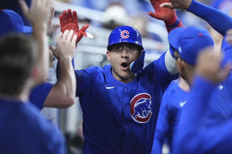 Chicago Cubs | Chicago Cubs steal eight bases in a game, unseen since 1913