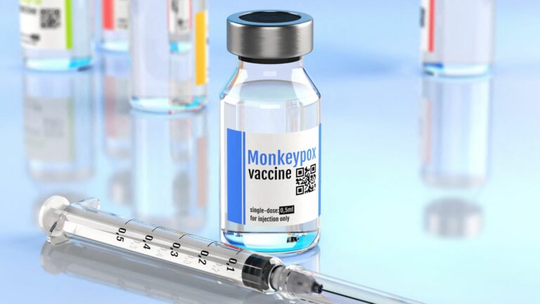 Effectiveness, stocks, targeted people… What you need to know about vaccination against mpox