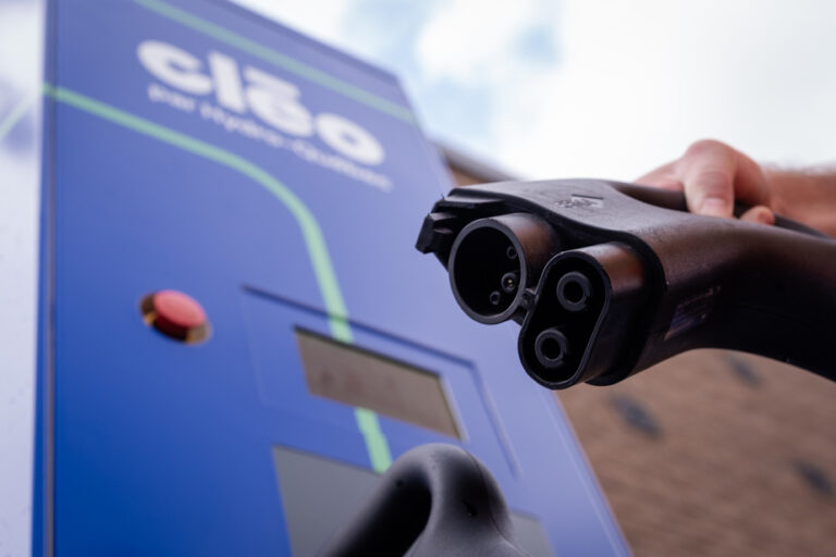 Electric Vehicle Fleet Management | Hydro-Québec Sells Its Subsidiary Cléo