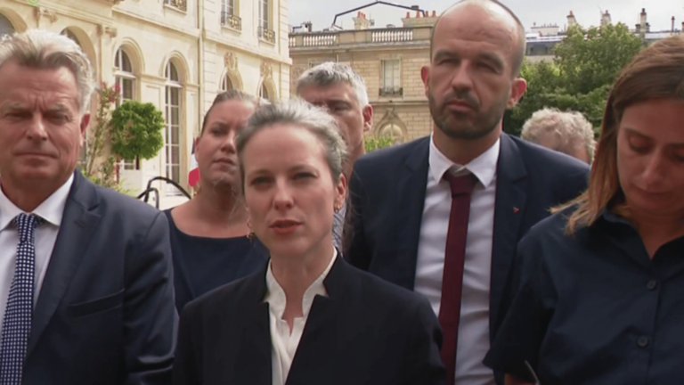 Emmanuel Macron received the New Popular Front and Lucie Castets at the Élysée