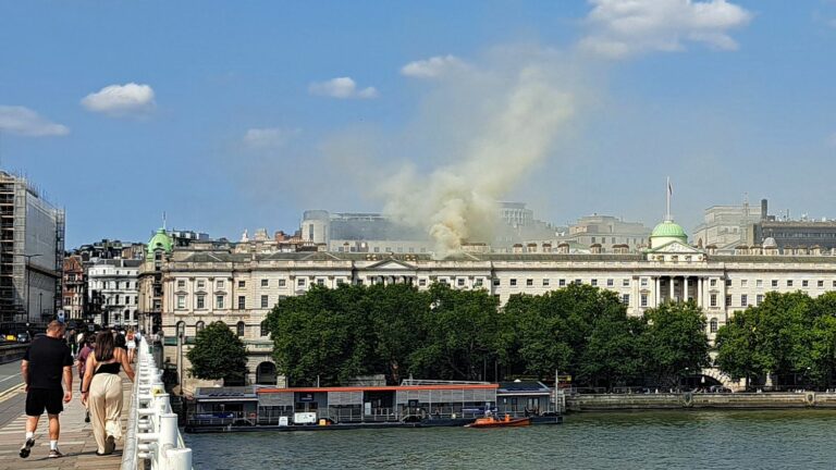 Fire breaks out on the roof of the Somerset House art centre in London, around a hundred firefighters mobilised