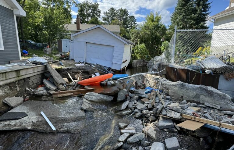 Floods: Mayors from the Montreal region criticize the Quebec government