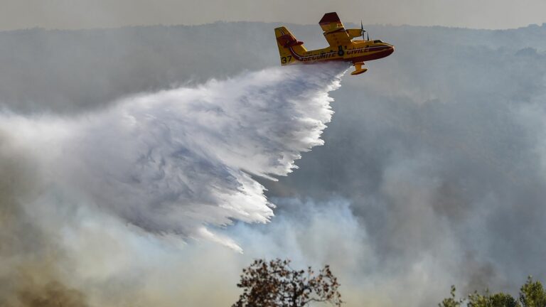 Forest fires: Canadairs face “a major maintenance problem”, according to a flight personnel union