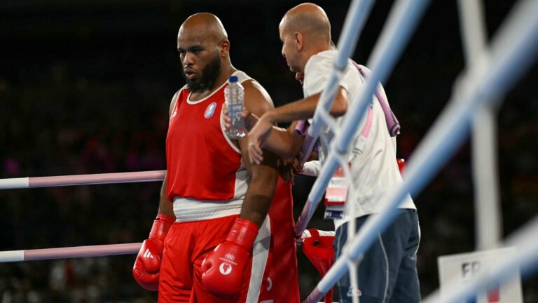 Frenchman Djamili-Dini Aboudou Moindze wins bronze in super-heavyweight despite defeat to Spaniard Ayoub Ghadfa