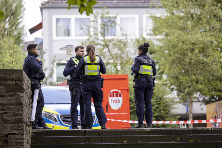 Germany | Police shoot dead knife-wielding man in Moers