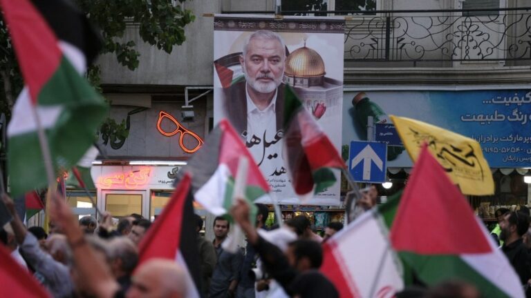 Hamas leader’s funeral begins in Tehran