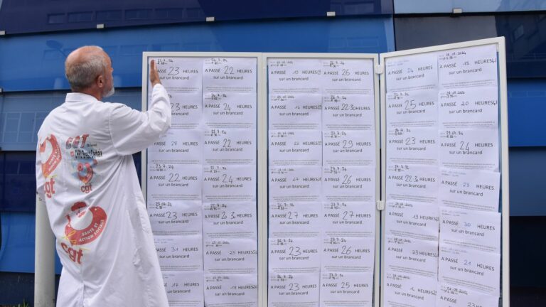 Hospital crisis: Brest University Hospital’s “wall of shame” expanded with names of elderly people who waited more than 12 hours in emergency