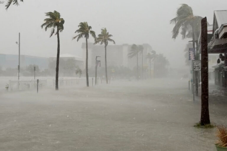 Hurricane Debby Makes Landfall in Florida