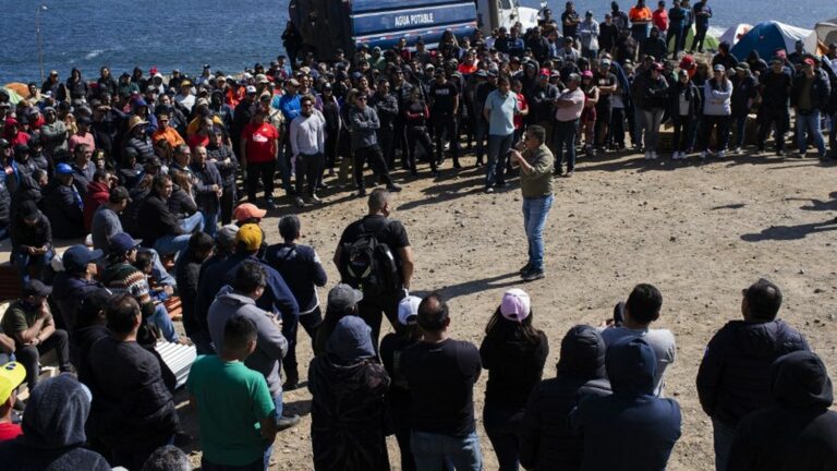 In Chile, workers at the world’s largest copper mine end their strike