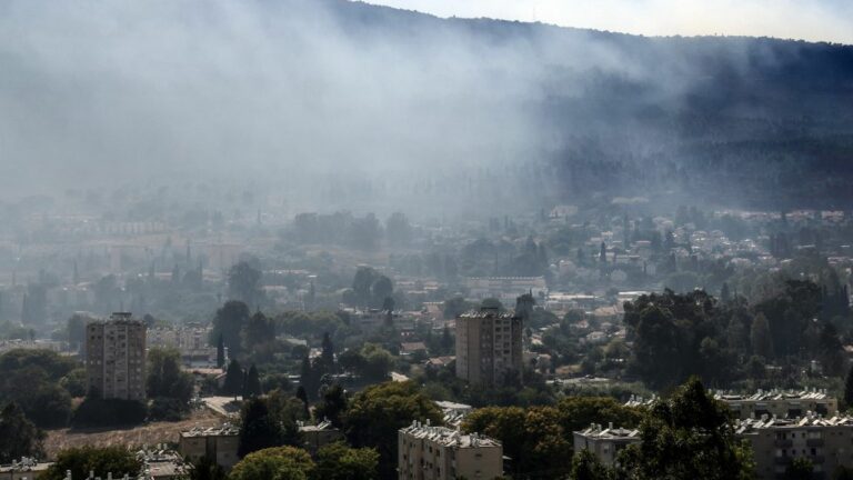 In Kiryat Shmona, in northern Israel, those who have not fled live under threat of Hezbollah attacks