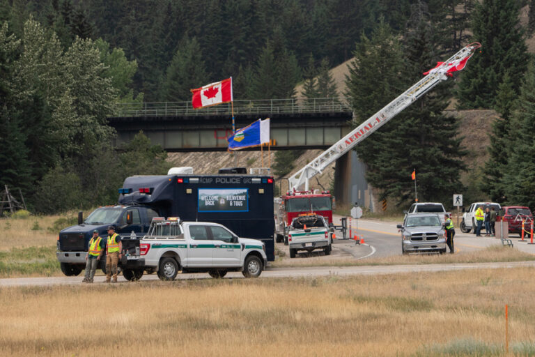 Jasper Wildfire | Miettes Hot Springs Open Again