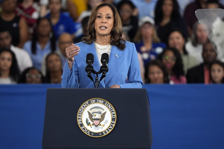 North Carolina Rally | Harris Runs as Middle Class Champion