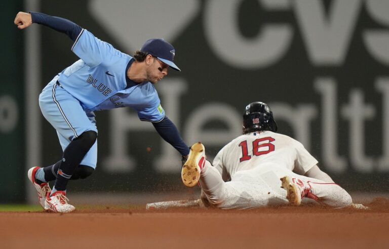 LMB: Bowden Francis dominates on the mound, Toronto Blue Jays defeat Boston Red Sox 2-0