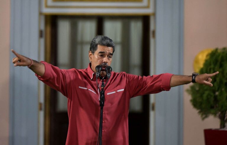 Maduro, under international pressure, counts on the Supreme Court