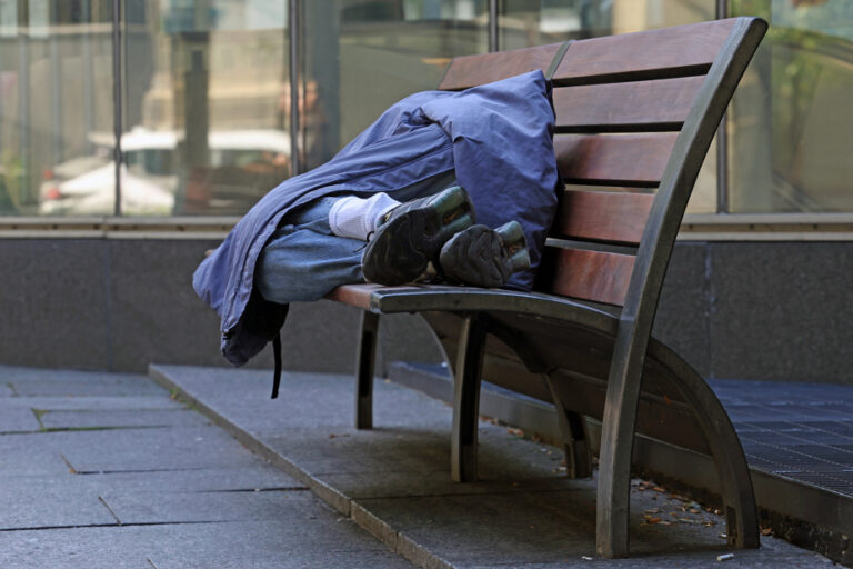 Montreal calls for more care for homeless people suffering from mental health problems