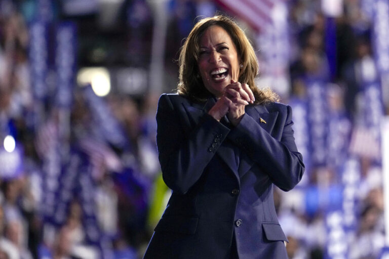 More than 200 former Republican aides endorse Kamala Harris