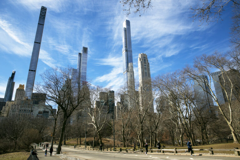 New York | Canada puts condo on sale for $13 million