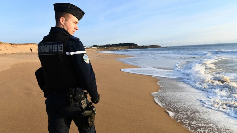 New bales of cocaine discovered on a beach near Boulogne-sur-Mer, in Pas-de-Calais