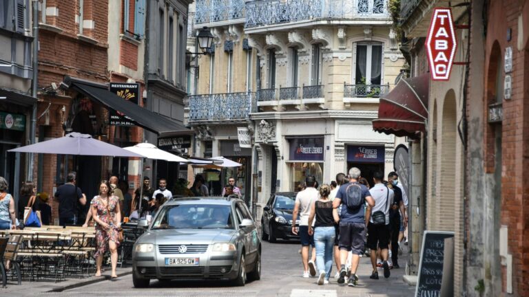 New building in downtown Toulouse targeted by a danger order