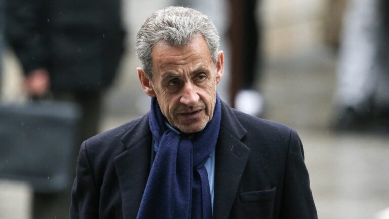 Nicolas Sarkozy calls on LR to work to “appoint a right-wing Prime Minister”