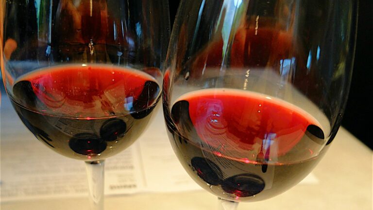 No, red wine does not cure osteoarthritis