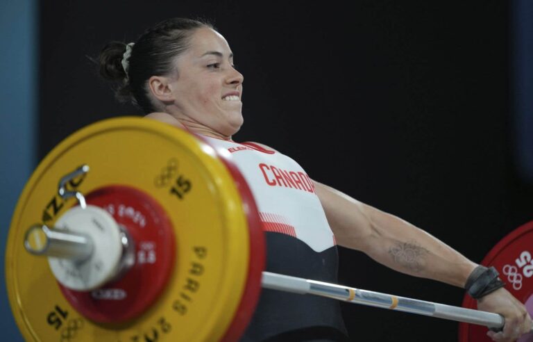 Paris Olympics: Quebec weightlifter Maude Charron wins a medal