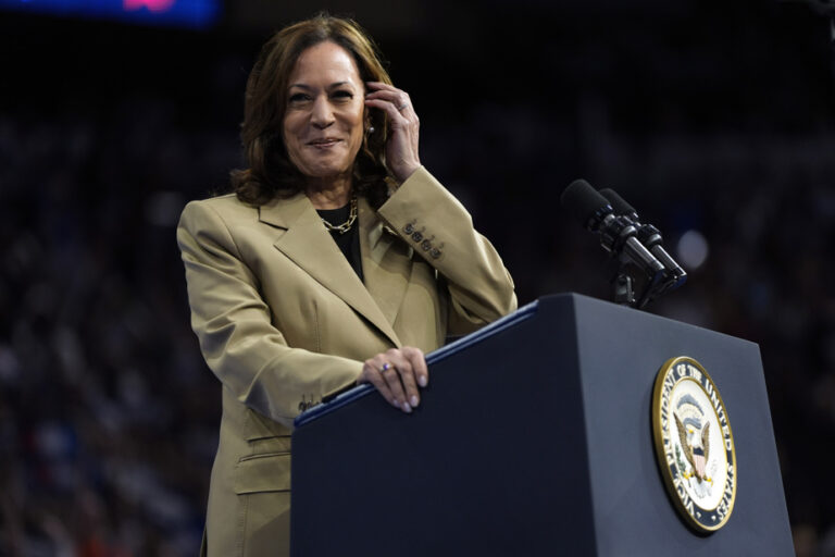 Polls | Kamala Harris leads Donald Trump in three key states