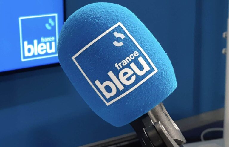 Public media from elsewhere seen from here: the ups and downs of the France Bleu network