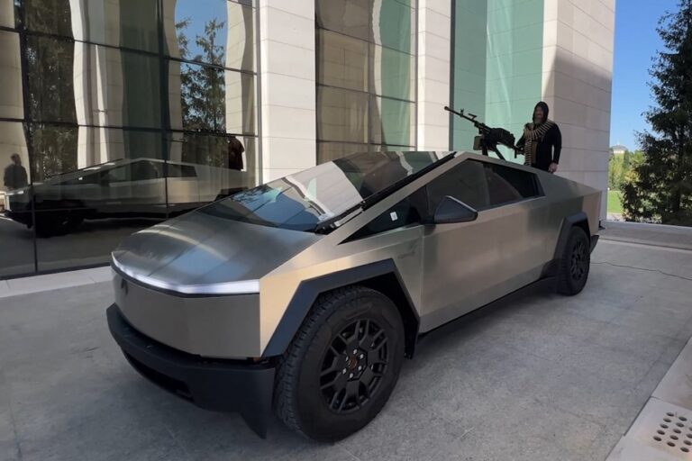 Russia | Kadyrov shows off Tesla Cybertruck, praises Musk