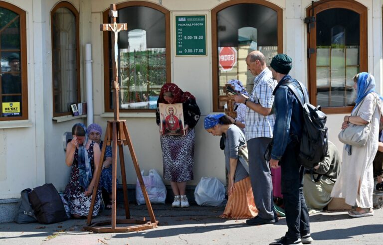 Russian-linked branch of Orthodox Church to be expelled from Ukraine