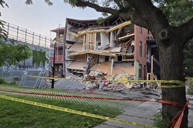 Saint-Henri | An inhabited building collapses