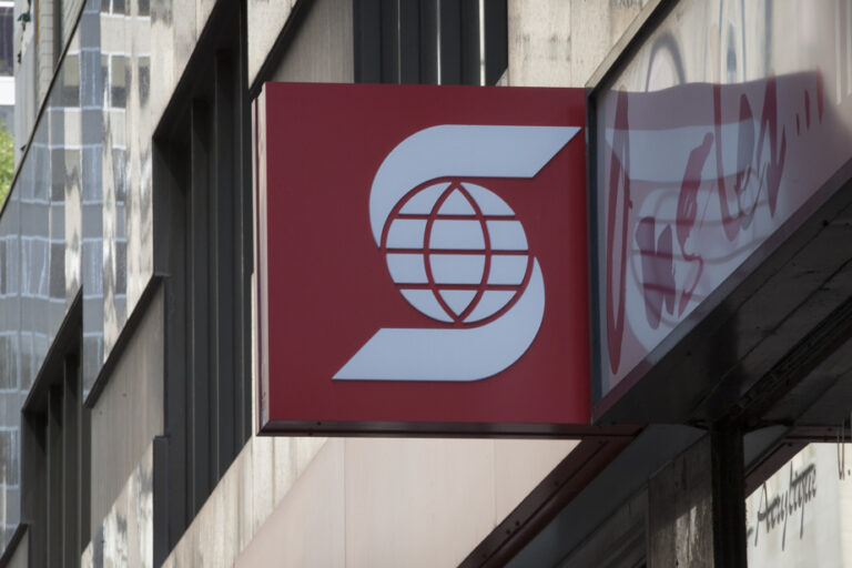 Scotiabank signs agreement to purchase stake in KeyCorp