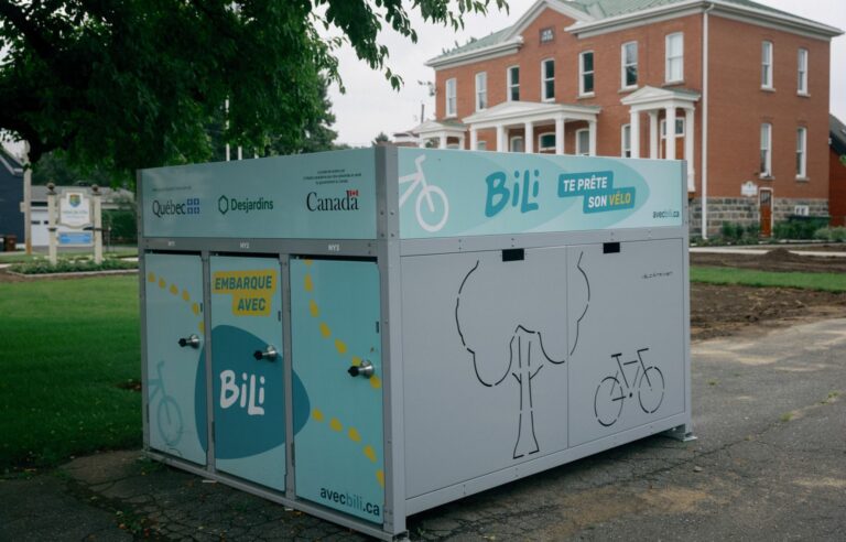 Self-service bicycles all the way to Gaspésie