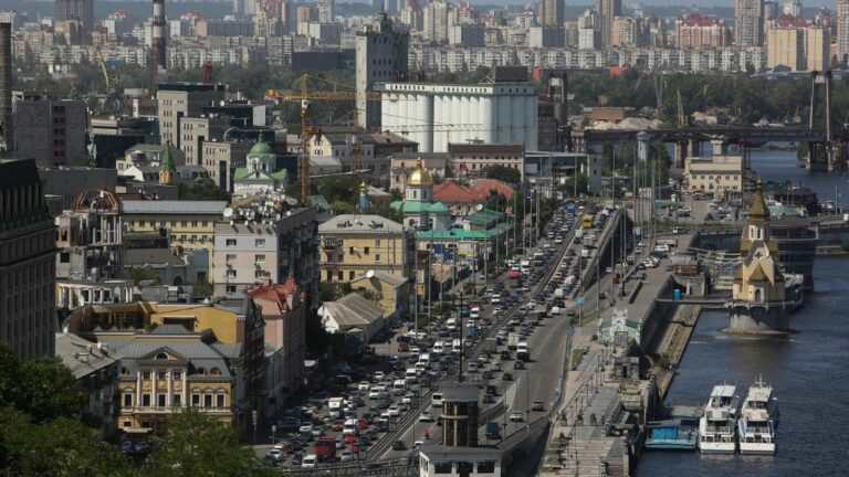 Several explosions heard in the city of kyiv