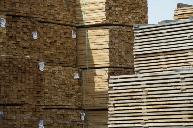 Softwood lumber | Ottawa denounces increase in US duties