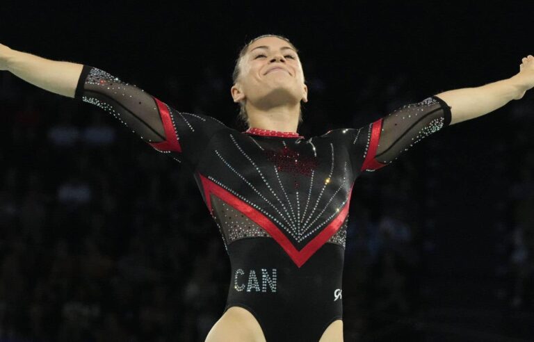 Sophiane Méthot wins a bronze medal in trampoline at the Paris Olympics