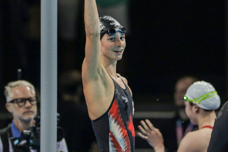 Swimming | Summer McIntosh Covers Herself in Gold Again