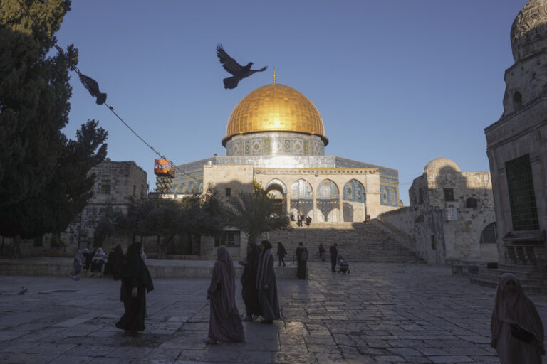 Synagogue on the Esplanade of the Mosques | A new controversy created by an Israeli minister