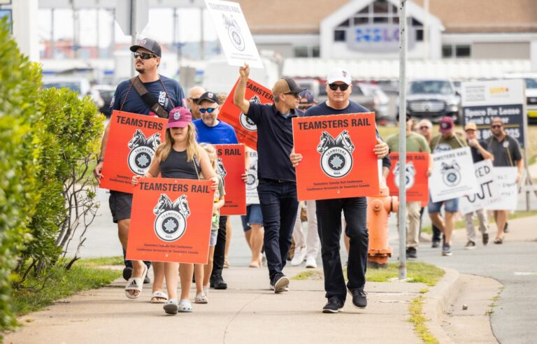 Teamsters appeal Ottawa’s decision to force reopening of CN, CPKC railways